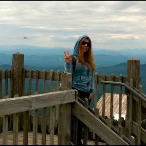 Meet your Posher, Shalynn